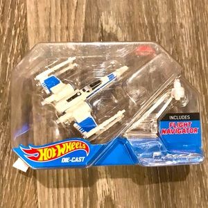 Hot Wheels: X Wing Fighter Model NWOT